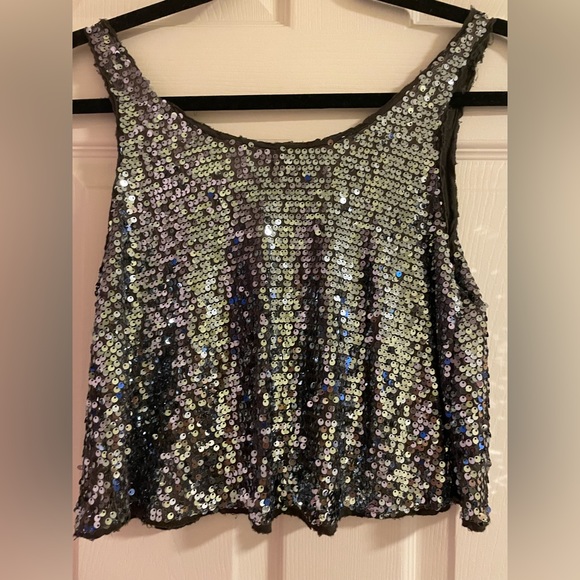 Aritzia TALULAH Sequin Tank Top. - Picture 1 of 2